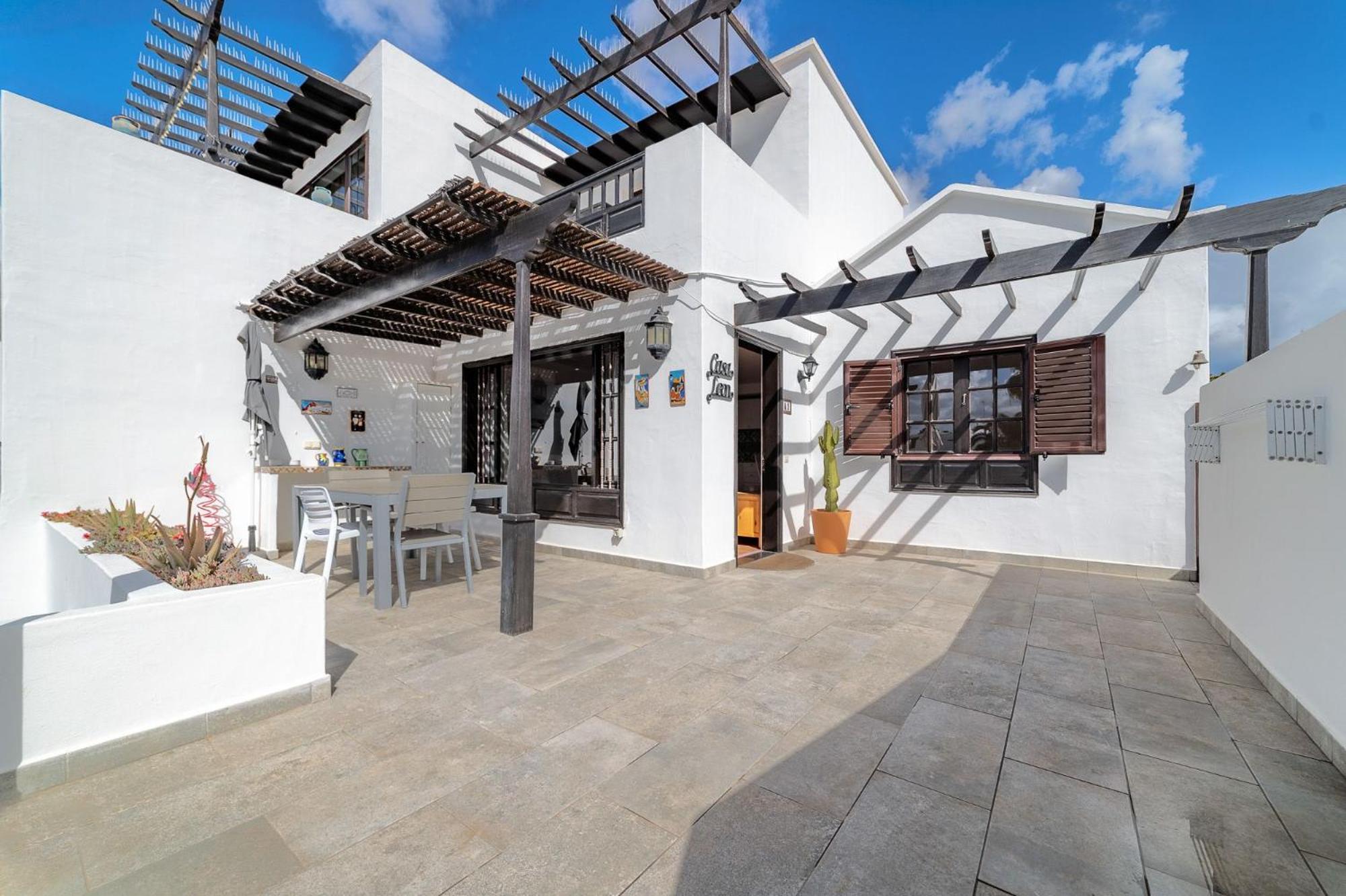 Playa Bastian 2 Habs 2 Banos Y Super Terraza Apartman Costa Teguise Kültér fotó