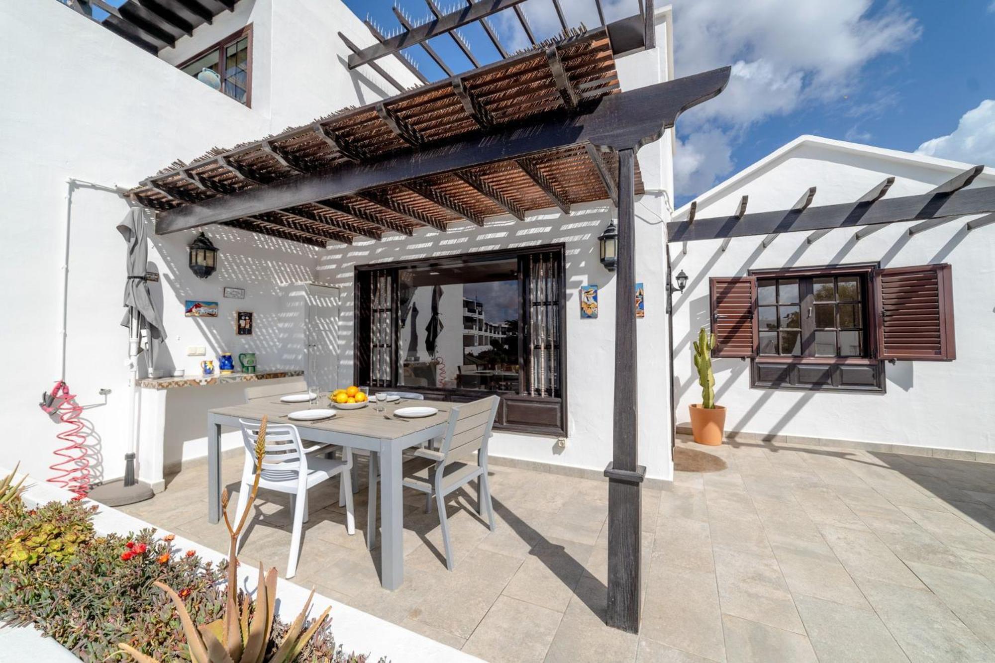 Playa Bastian 2 Habs 2 Banos Y Super Terraza Apartman Costa Teguise Kültér fotó